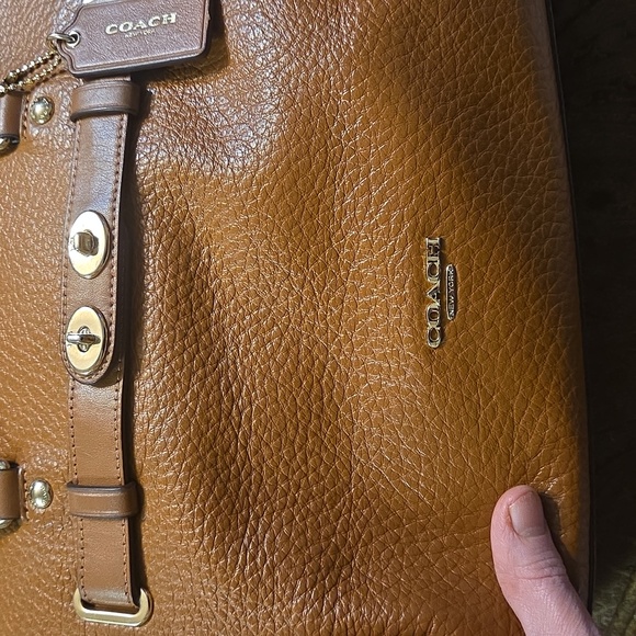 Coach Blake Carryall F35932 Saddle Bubble Olive Green Suede $550 Retail. GUC - Picture 6 of 16